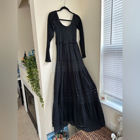 Free People Earth Angel Maxi Long-sleeve Ribbed
Dress black lace (witchy/goth) - Picture 9 of 15
